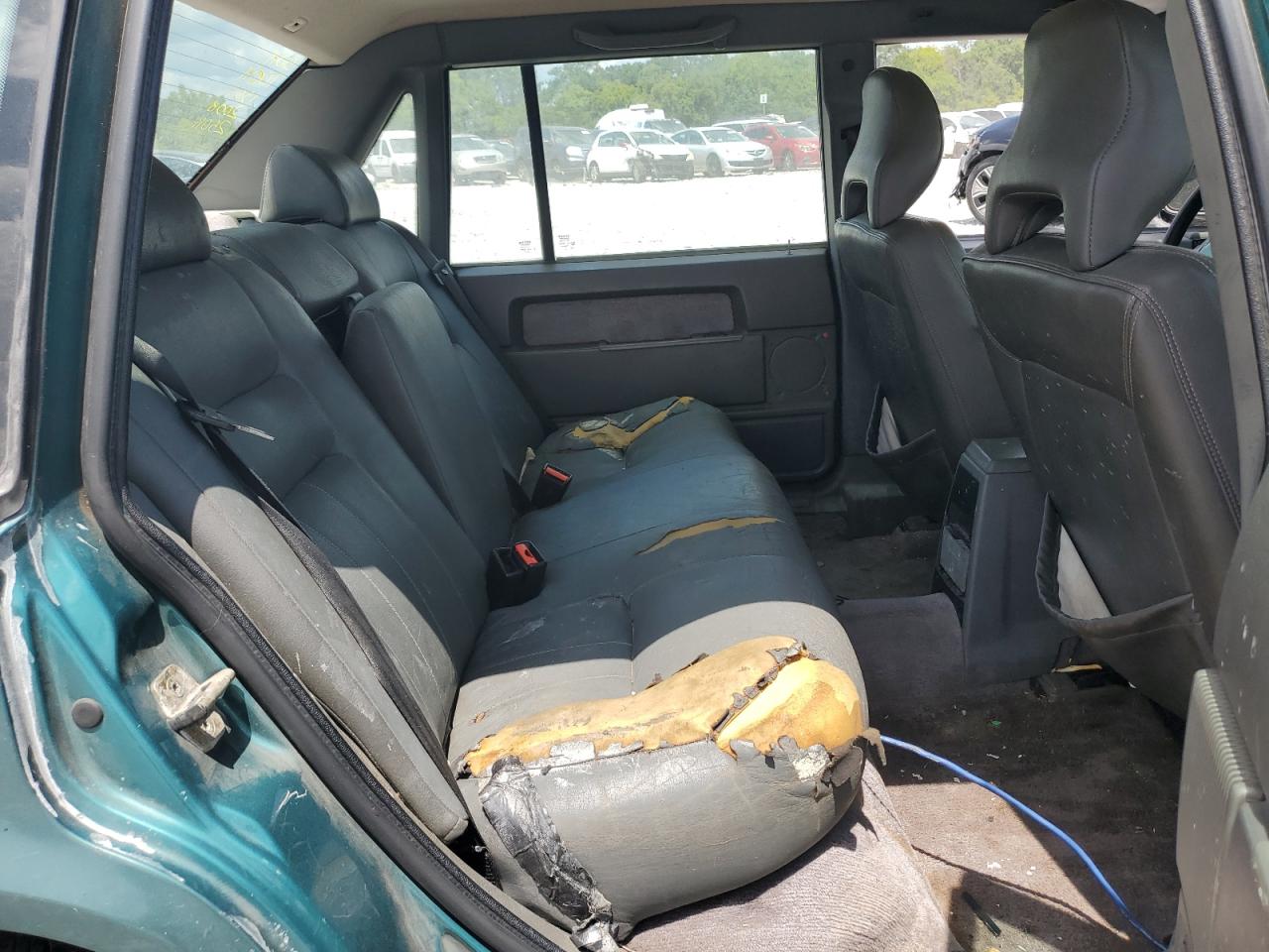 1994 Volvo 940 VIN: YV1JS8310R1172113 Lot: 65648435