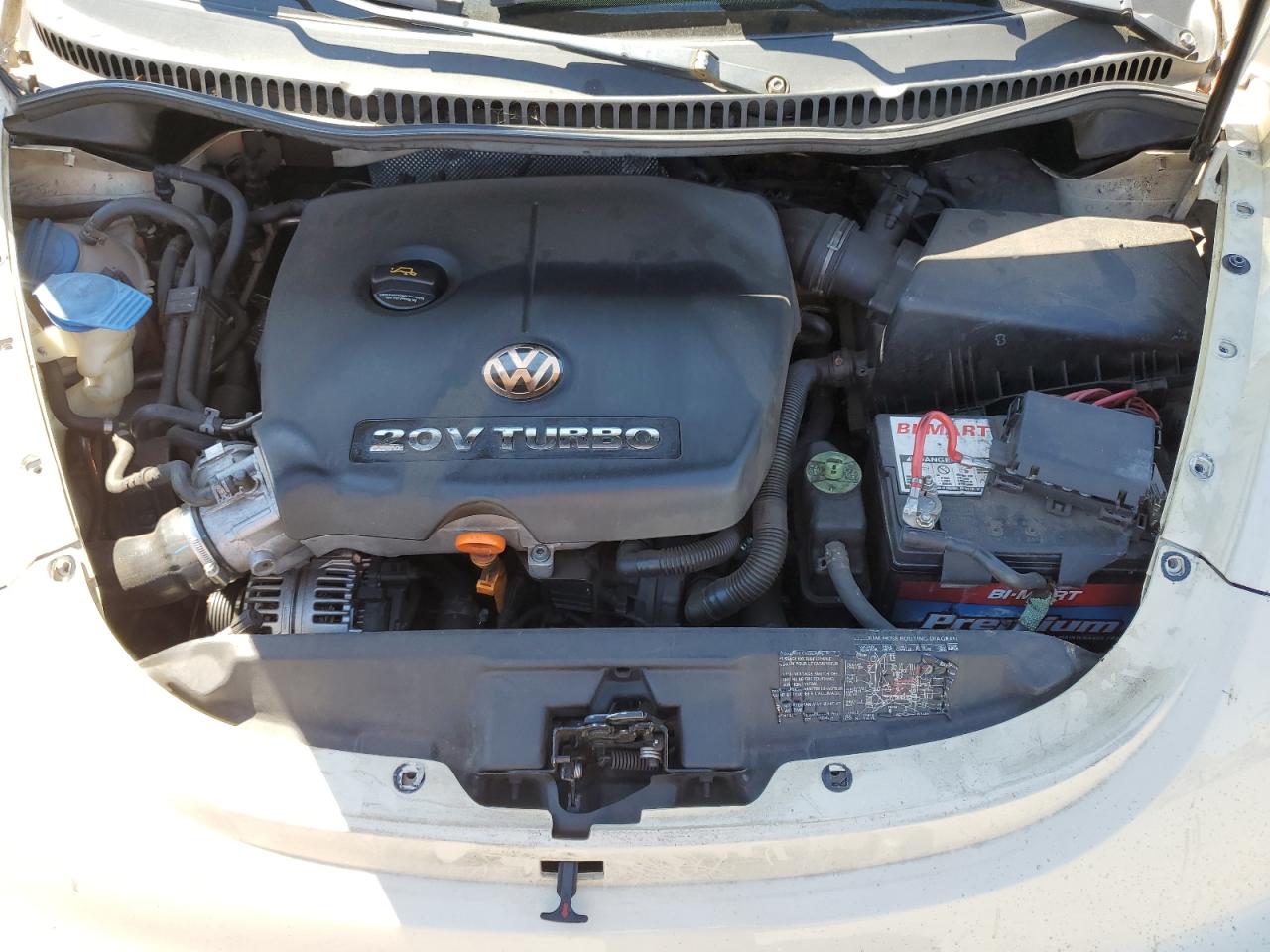2004 Volkswagen New Beetle Gls VIN: 3VWCD31Y14M348915 Lot: 64690245