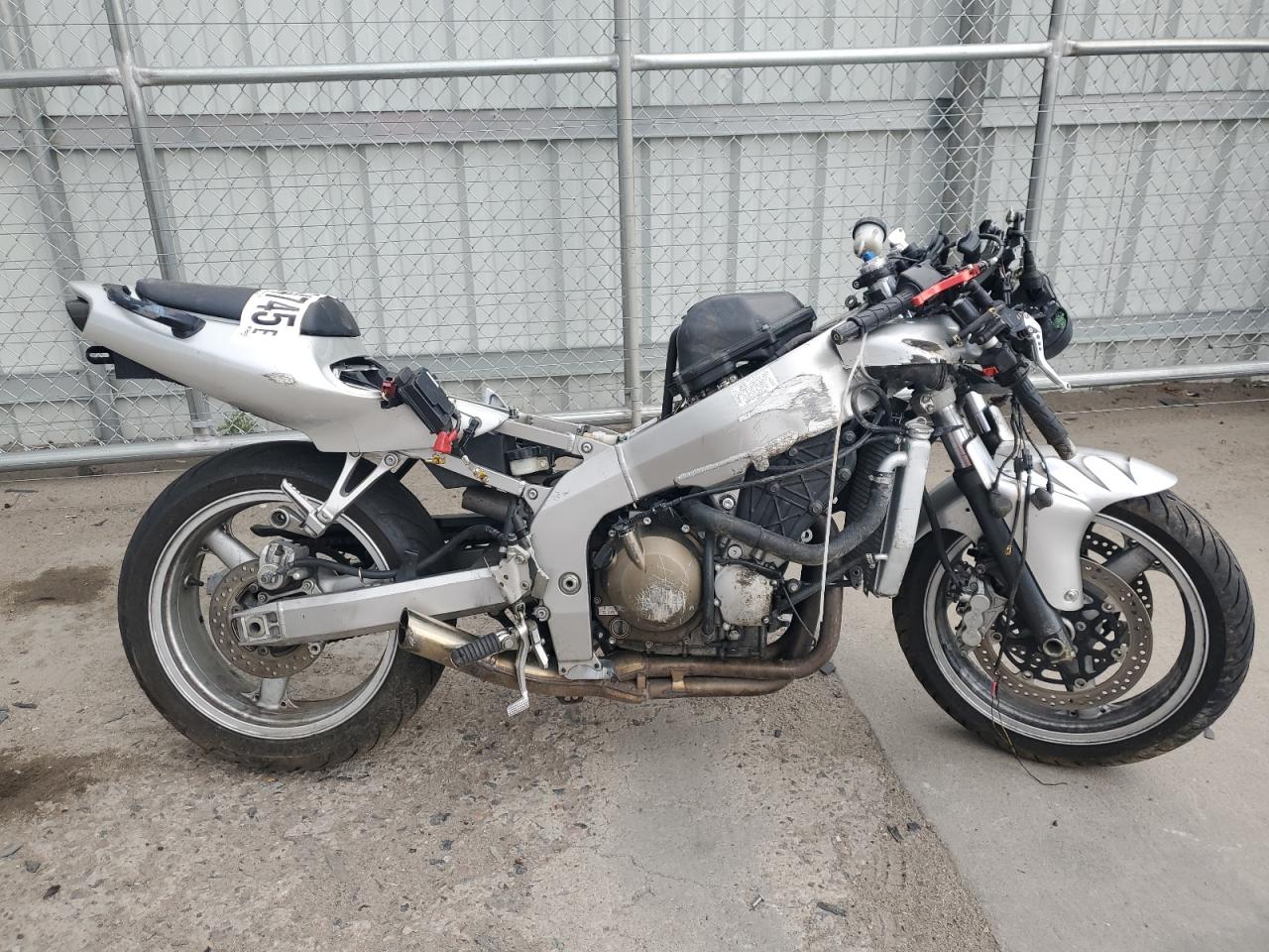 2008 Kawasaki Zx600 J1 silver null gas JKAZX4J178A074999 photo #1