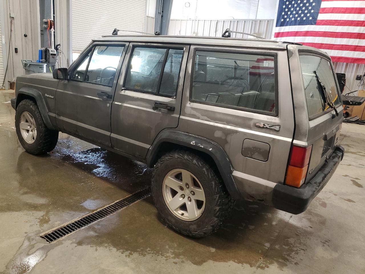 II (XJ)