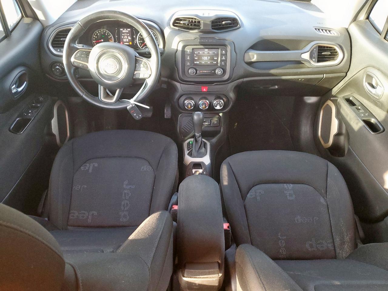 2016 Jeep Renegade Latitude VIN: ZACCJABTXGPD98233 Lot: 64839165