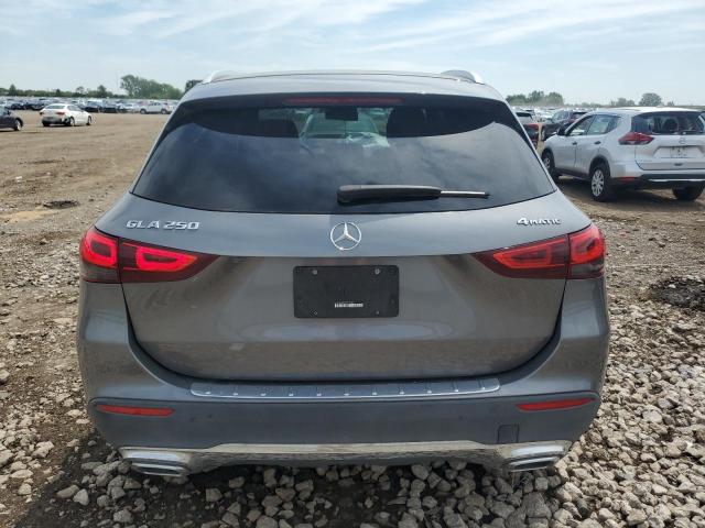  MERCEDES-BENZ GLA-CLASS 2021 Srebrny