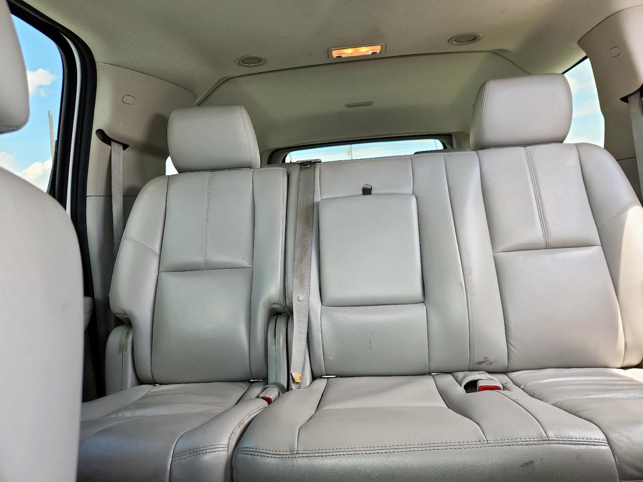 2012 Chevrolet Suburban C1500 Lt VIN: 1GNSCJE01CR168669 Lot: 64627915
