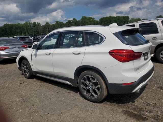  BMW X1 2021 Белы