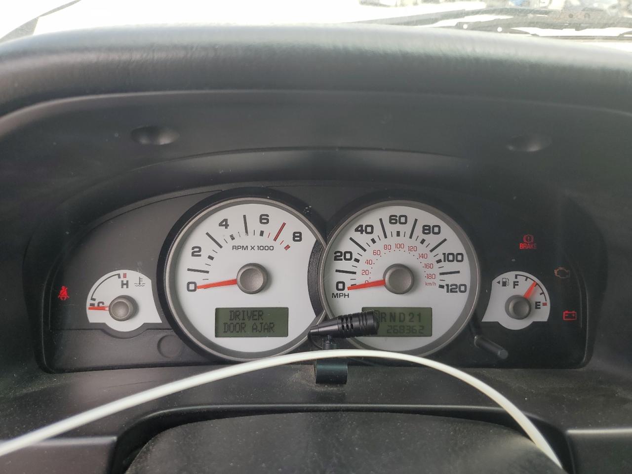 2005 Ford Escape Limited VIN: 1FMYU04125KD88222 Lot: 63310445
