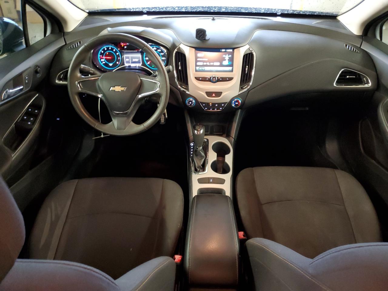 2018 Chevrolet Cruze Ls VIN: 1G1BC5SM2J7143482 Lot: 64848465
