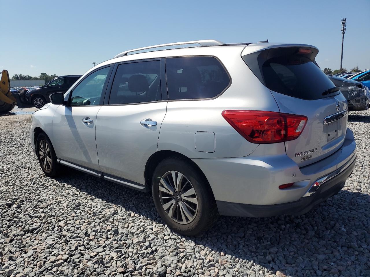 2017 Nissan Pathfinder S VIN: 5N1DR2MN2HC695970 Lot: 66721905