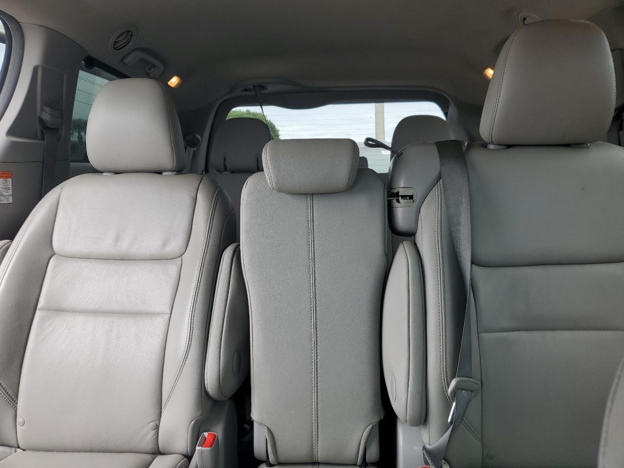 5tdyk3dc3fs555971 5TDYK3DC3FS555971 2015 Toyota Sienna Xle