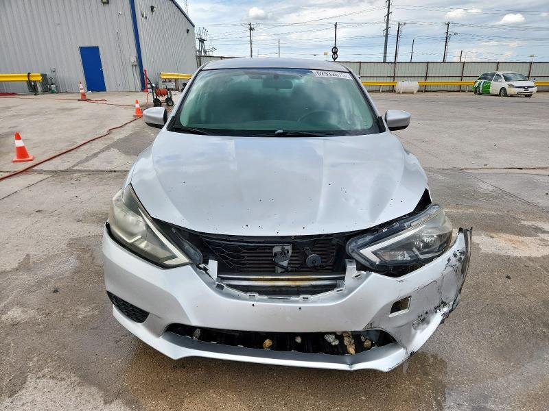  NISSAN SENTRA 2019 Серебристый