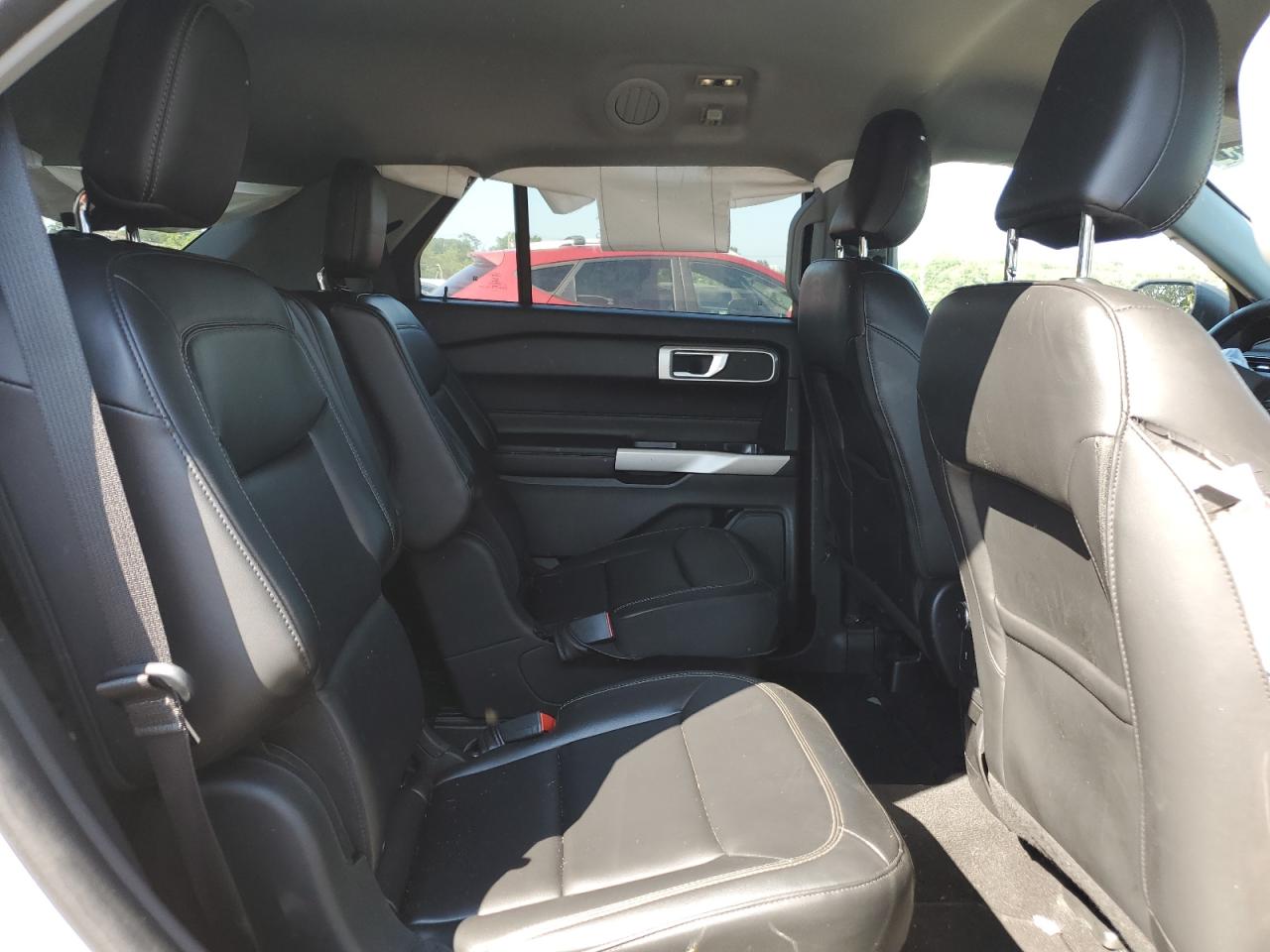 2022 Ford Explorer Xlt VIN: 1FMSK8DH3NGA37233 Lot: 66345945