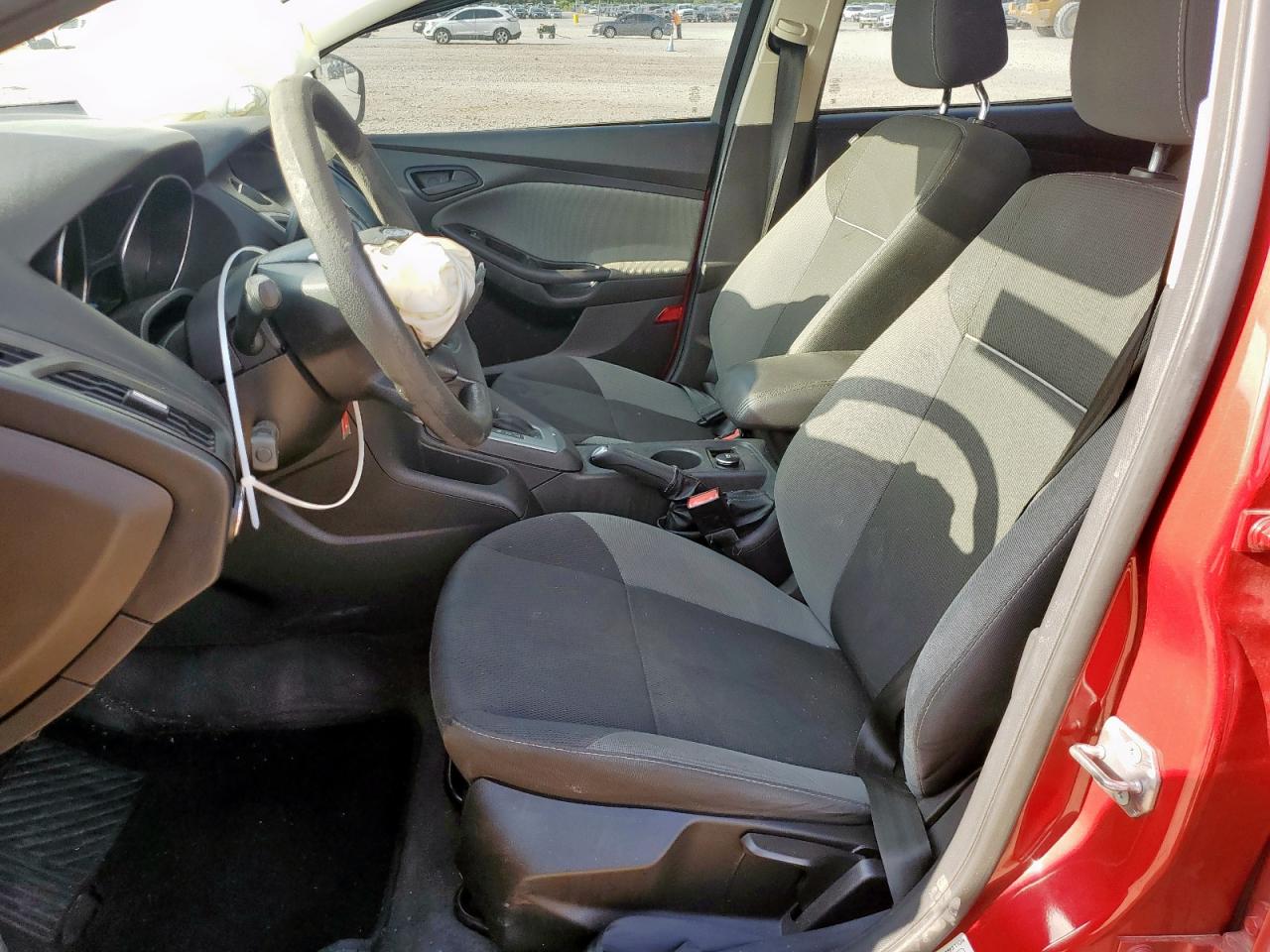 2012 Ford Focus Se VIN: 1FAHP3F28CL266058 Lot: 64751485