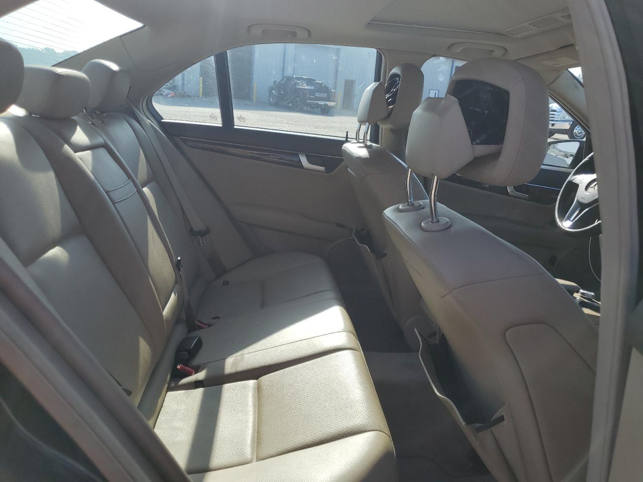2013 Mercedes-Benz C 300 4Matic VIN: WDDGF8AB8DR300971 Lot: 63258315