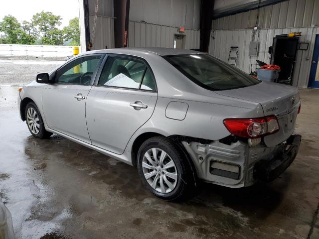 Sedans TOYOTA COROLLA 2013 Srebrny