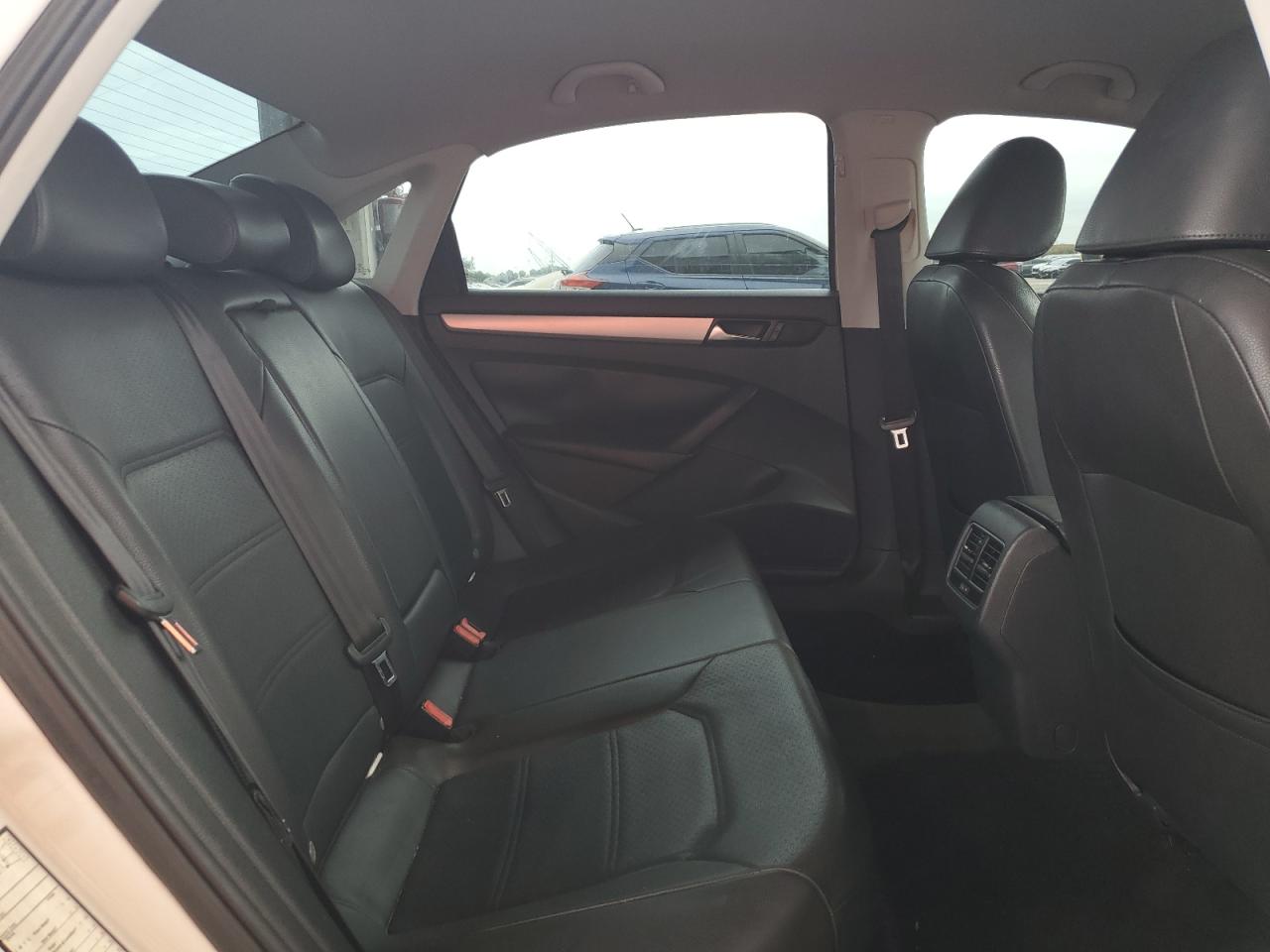2013 Volkswagen Passat Se VIN: 1VWBP7A35DC107438 Lot: 61307545