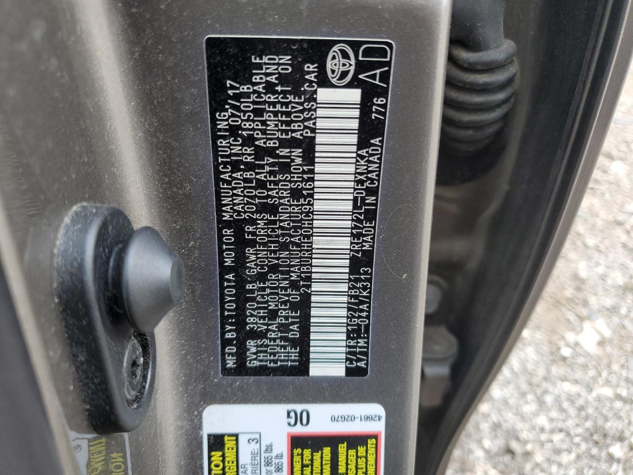 2017 Toyota Corolla L VIN: 2T1BURHE0HC951611 Lot: 64735605