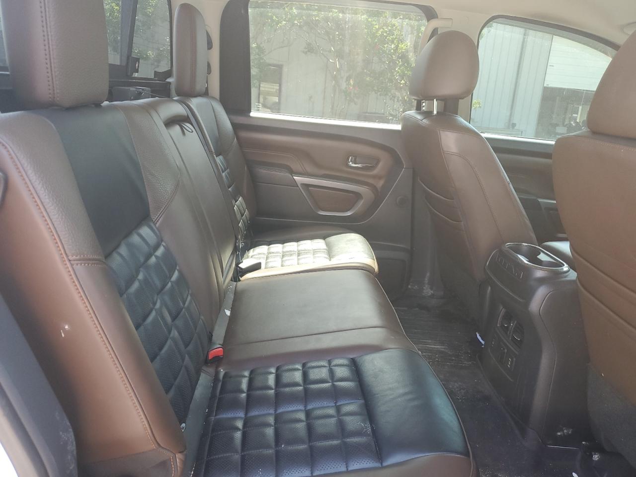 2018 Nissan Titan Xd Sl VIN: 1N6BA1F48JN526755 Lot: 64447055