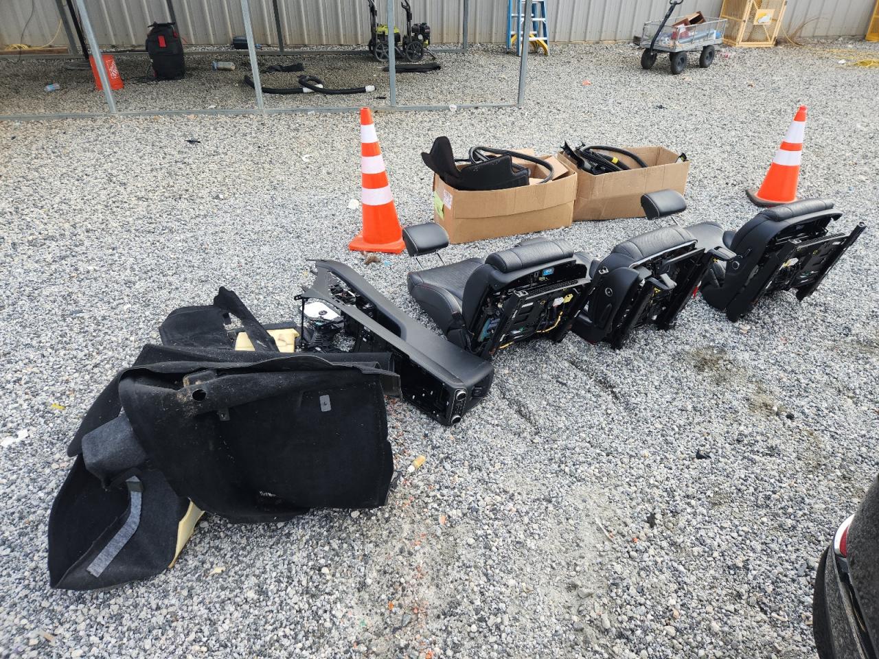 2021 Genesis Gv80 Base VIN: KMUHCESC2MU038579 Lot: 63847465