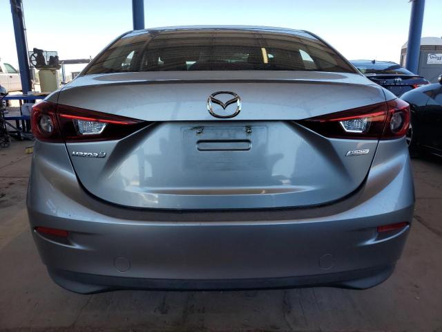  MAZDA 3 2015 Srebrny