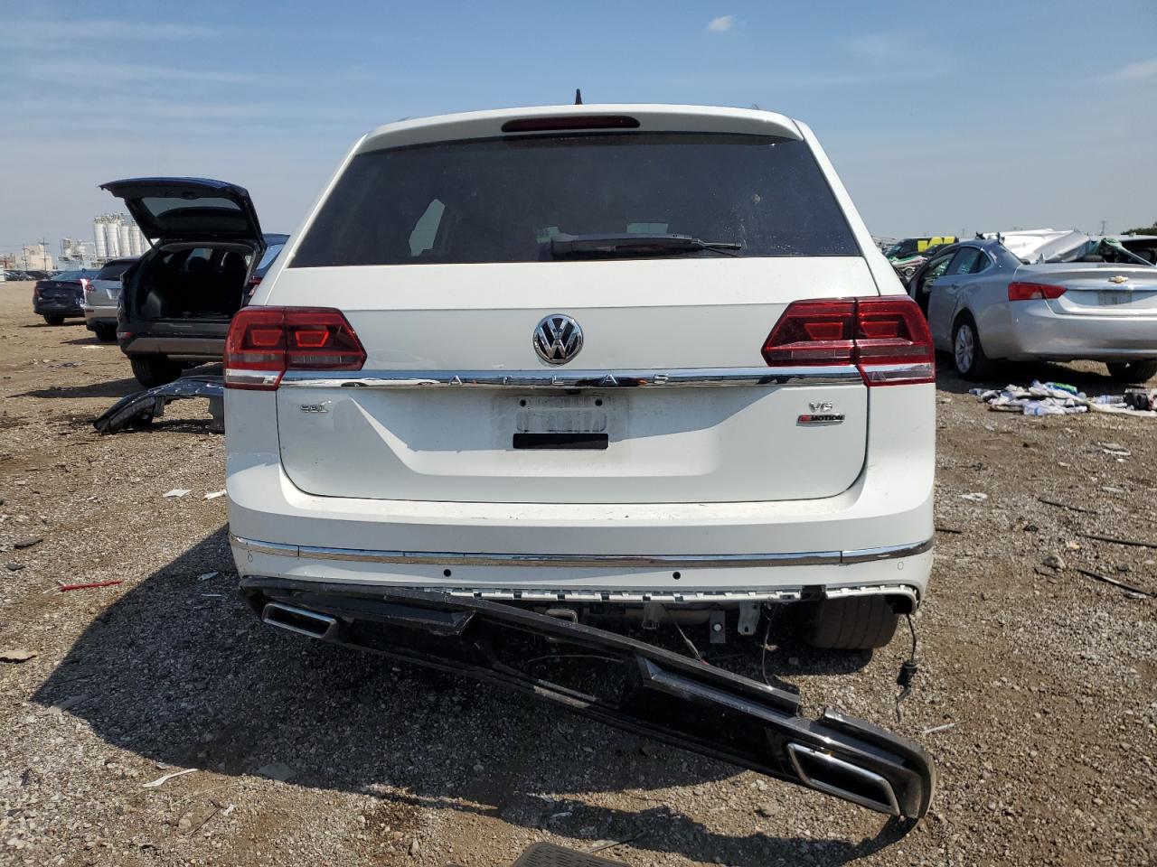 2018 Volkswagen Atlas Sel VIN: 1V2RR2CA1JC565076 Lot: 64001675