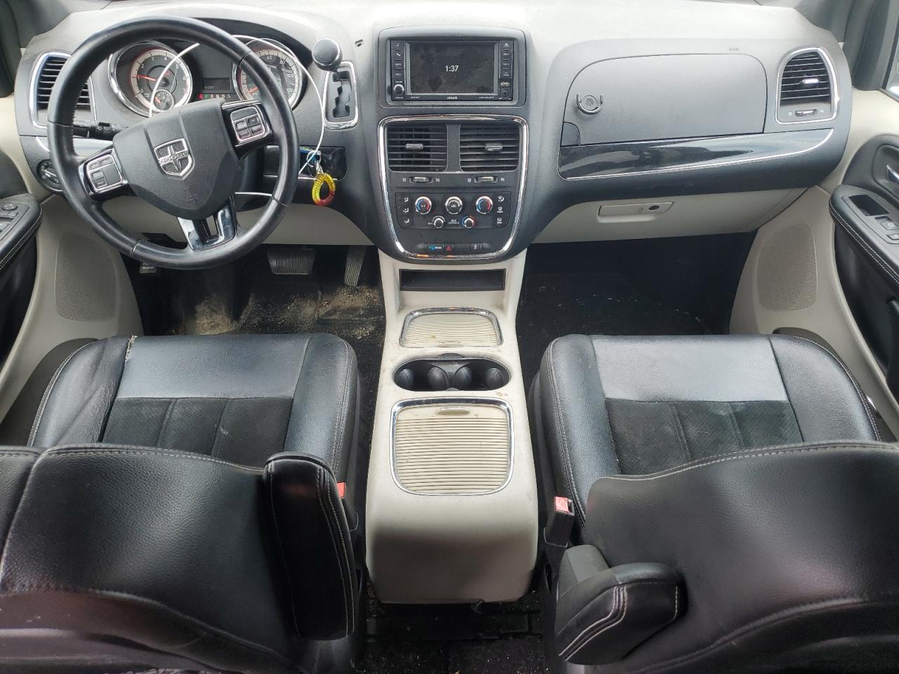 2017 Dodge Grand Caravan Sxt VIN: 2C4RDGCG9HR681421 Lot: 63025155