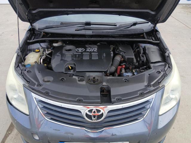 2009 TOYOTA AVENSIS T2