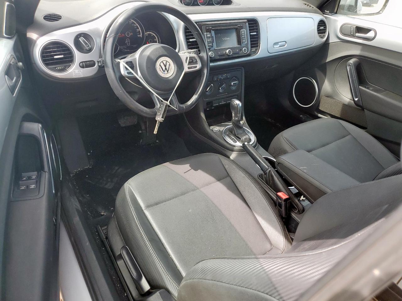 2013 Volkswagen Beetle VIN: 3VW5L7AT1DM826208 Lot: 63332585