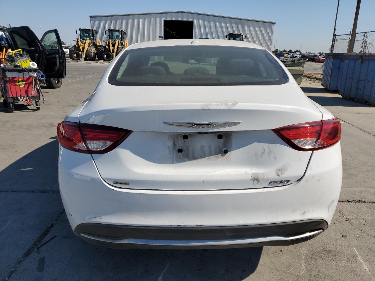 2015 Chrysler 200 Limited VIN: 1C3CCCAB5FN695310 Lot: 64444955