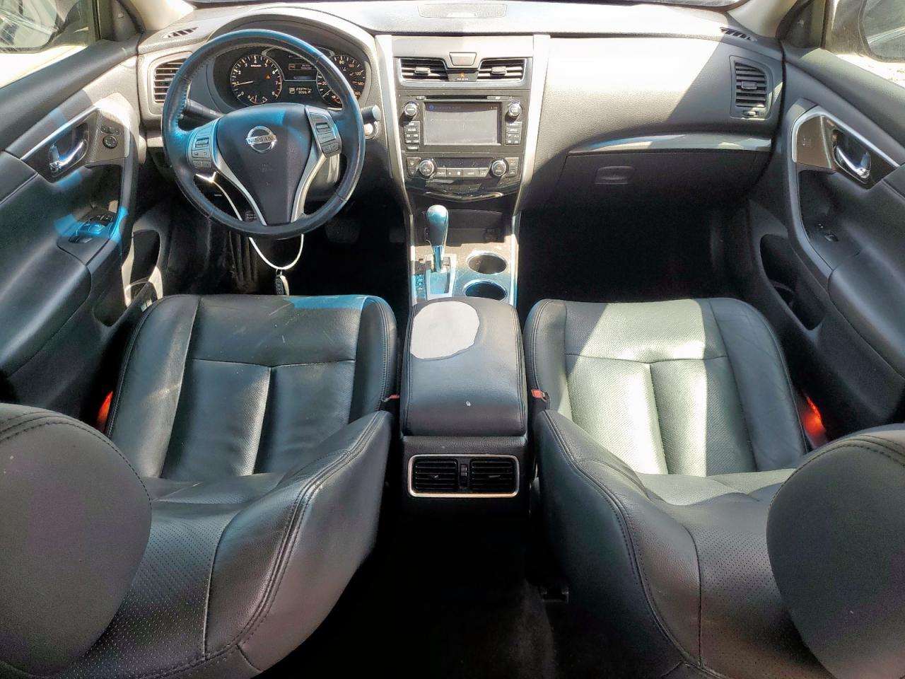 2015 Nissan Altima 2.5 VIN: 1N4AL3AP3FN352502 Lot: 64116465