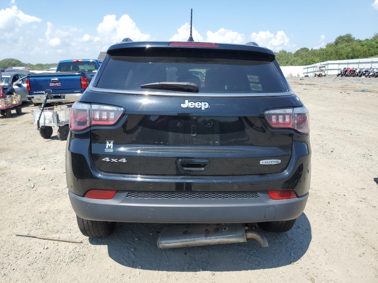 2018 Jeep Compass Latitude VIN: 3C4NJDBB4JT249298 Lot: 65140365