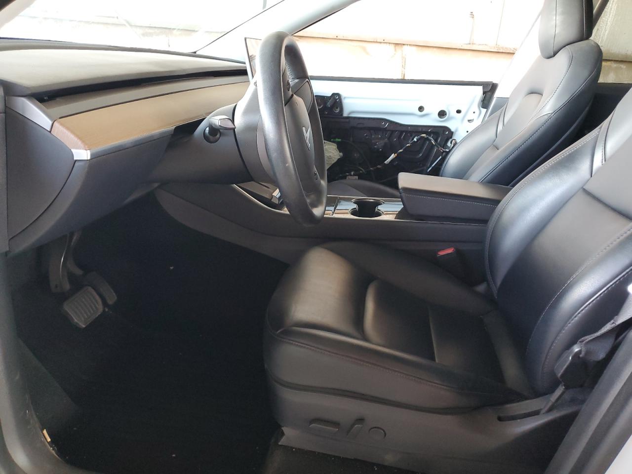 2020 Tesla Model Y VIN: 5YJYGDEE4LF052456 Lot: 63251145