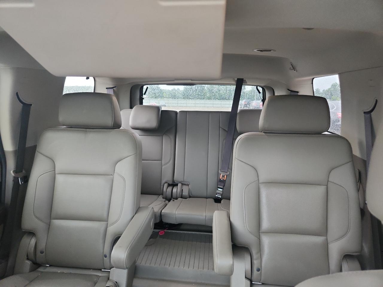 2019 Chevrolet Tahoe K1500 Premier VIN: 1GNSKCKCXKR323912 Lot: 64012575