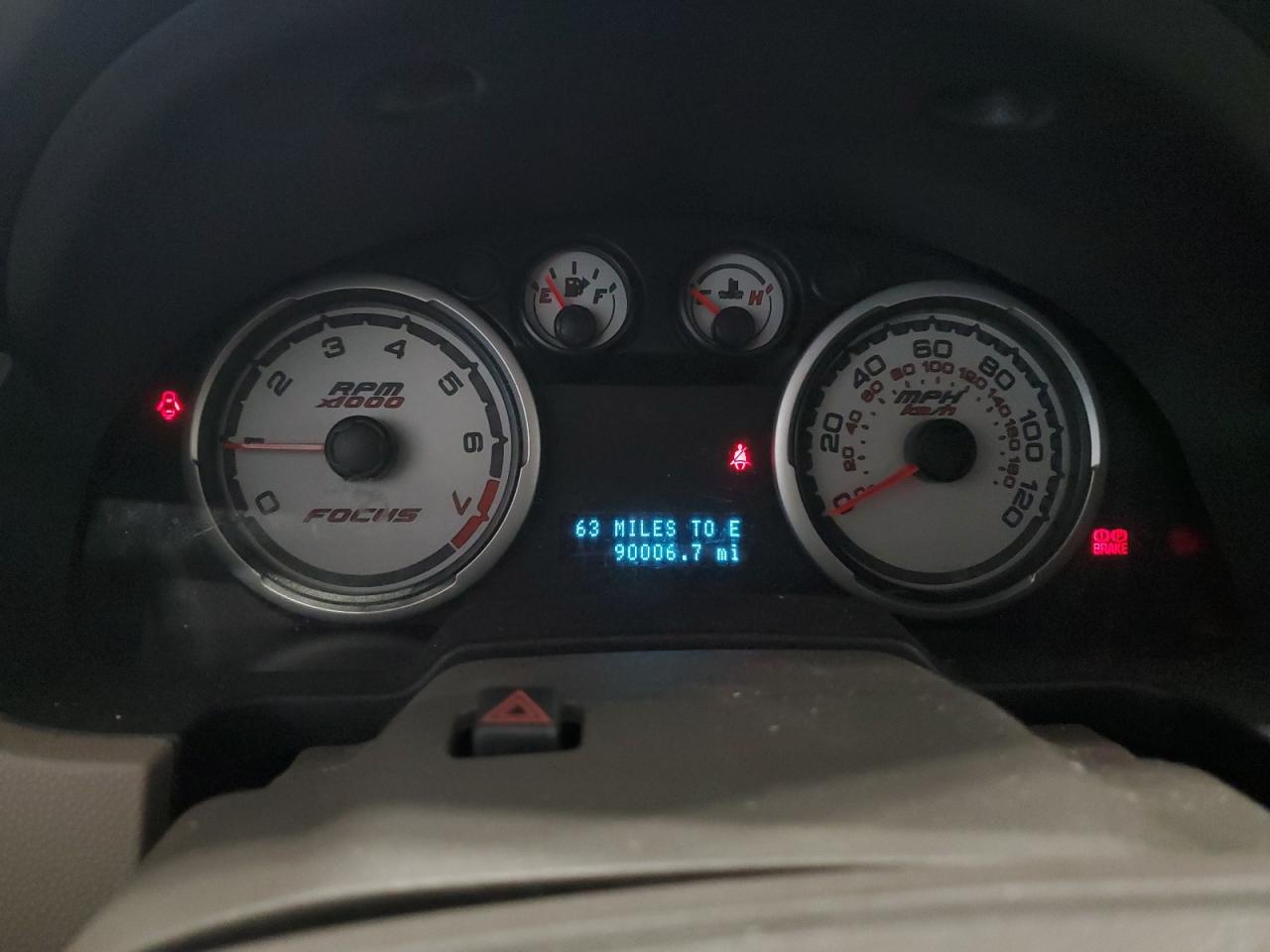 2010 Ford Focus S VIN: 1FAHP3EN4AW261480 Lot: 62917755