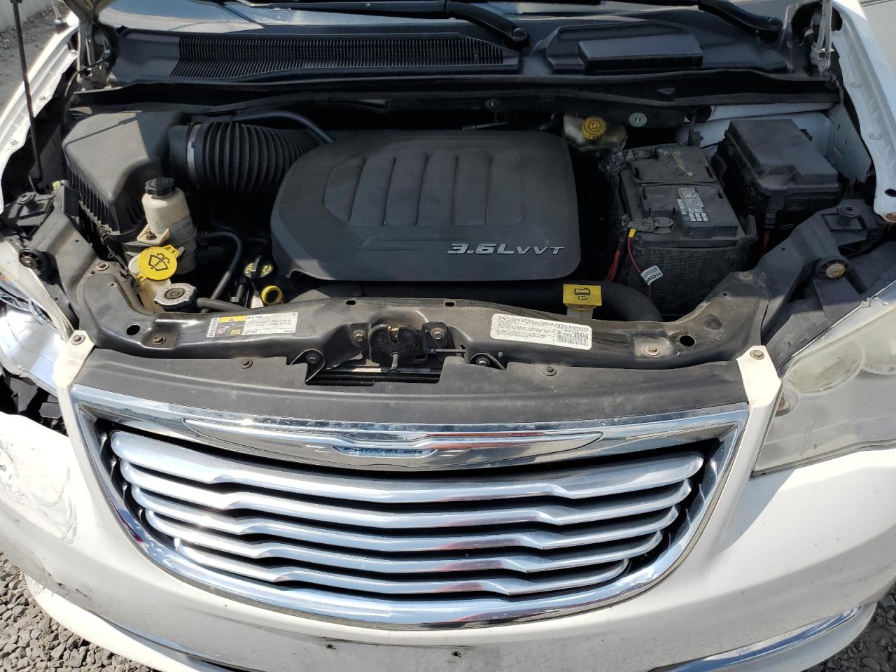 2014 Chrysler Town & Country Touring VIN: 2C4RC1BG2ER256085 Lot: 64980855