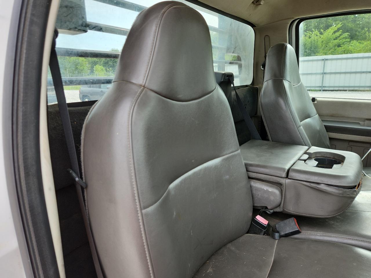 2009 Ford F550 Super Duty VIN: 1FDAF56RX9EA36232 Lot: 64475215