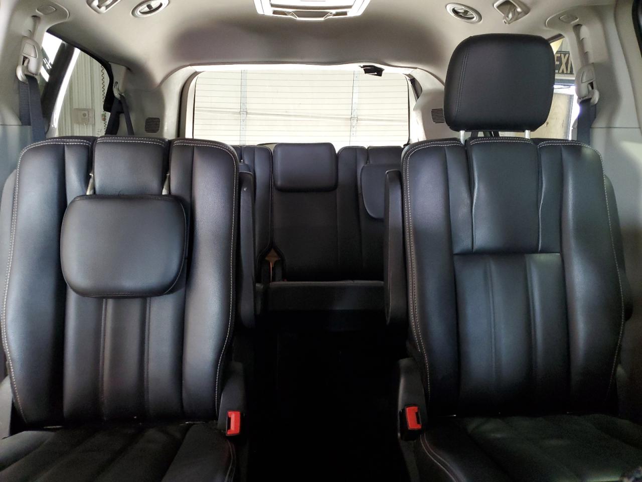 2013 Chrysler Town & Country Touring VIN: 2C4RC1BG1DR692067 Lot: 63672615