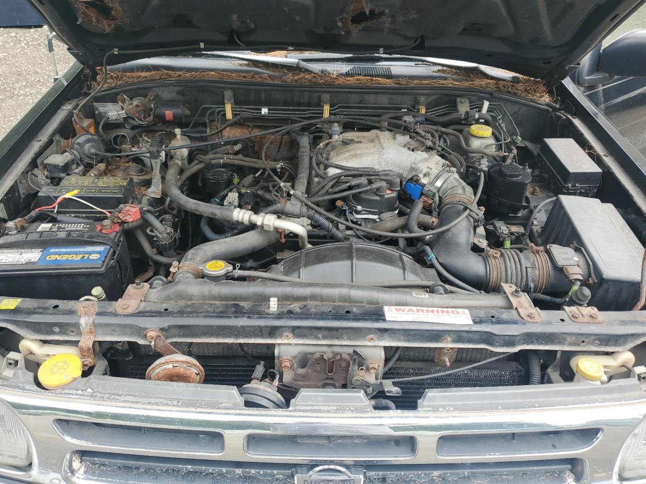 1998 Nissan Pathfinder Le VIN: JN8AR05Y5WW261367 Lot: 63937595