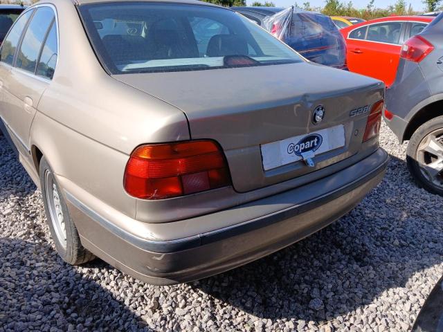 1999 BMW 528I