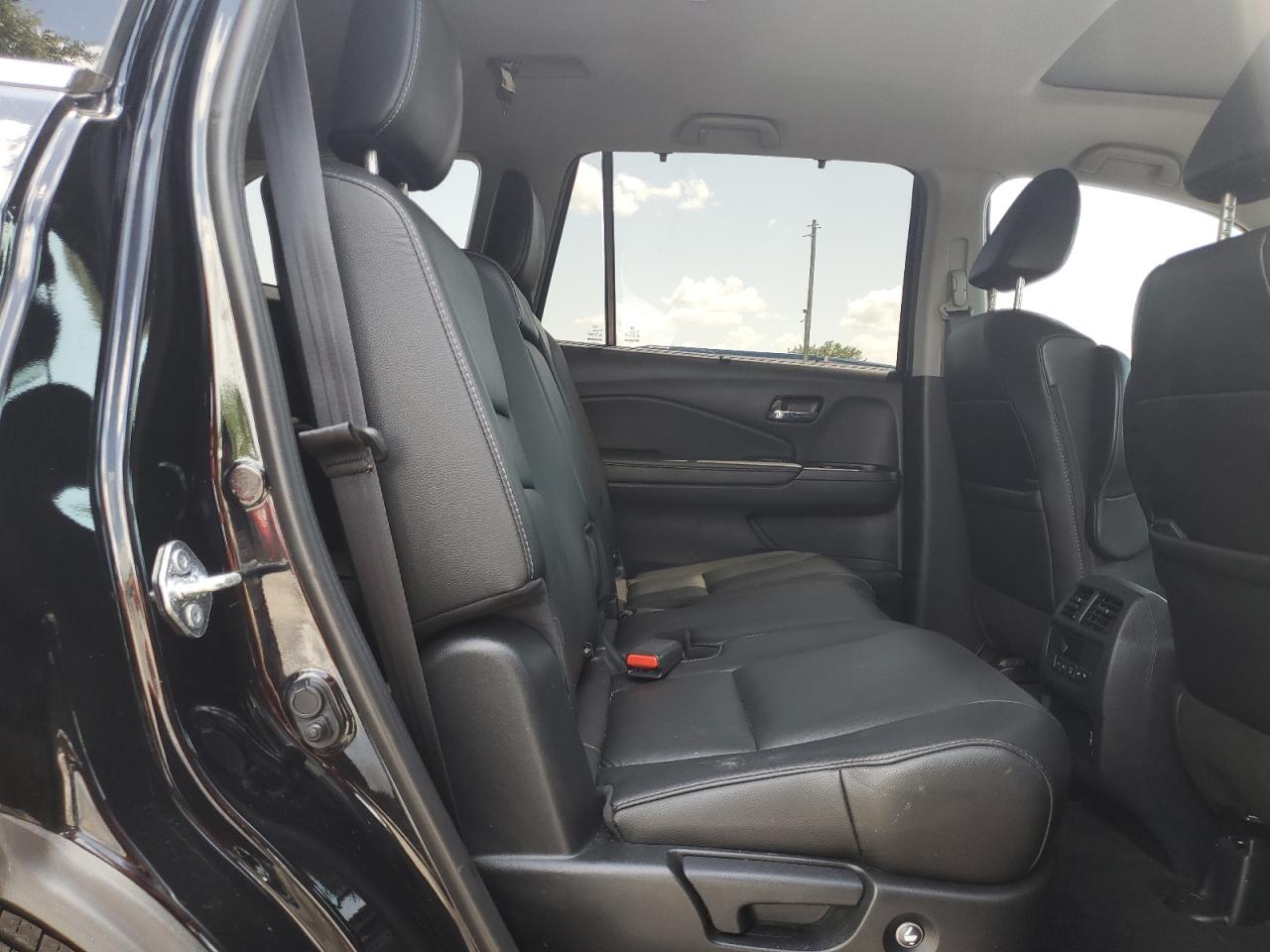 2022 Honda Pilot Se VIN: 5FNYF6H2XNB066235 Lot: 63158985