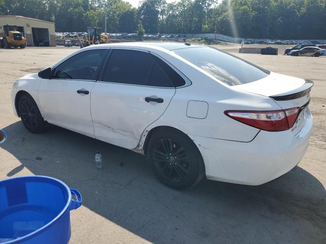  TOYOTA CAMRY 2015 Biały