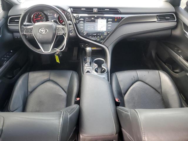  TOYOTA CAMRY 2019 Красный