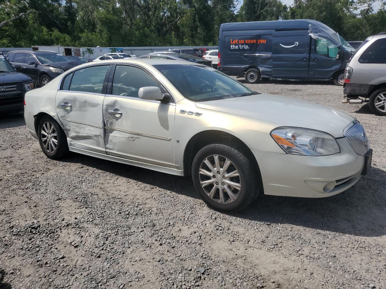 1G4HC5EM7AU105336 BUICK LUCERNE 2010 BEIGE Photo 4