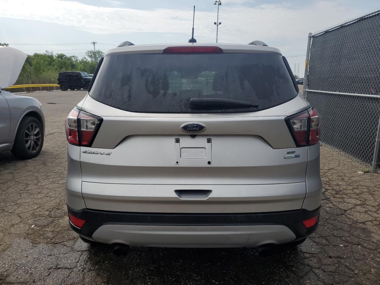 1FMCU9GD8HUB78964 2017 Ford Escape Se