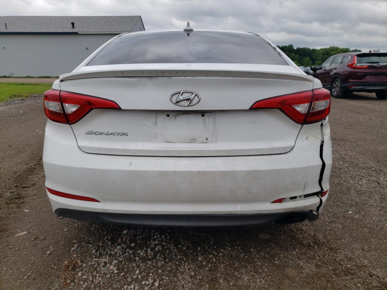 2015 Hyundai Sonata Se VIN: 5NPE24AF4FH151977 Lot: 65449345