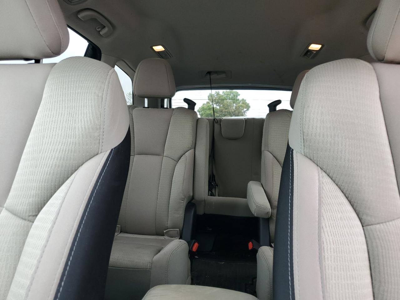 2021 Subaru Ascent Premium VIN: 4S4WMAFDXM3464329 Lot: 65050315