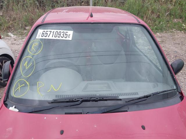 2002 NISSAN MICRA S