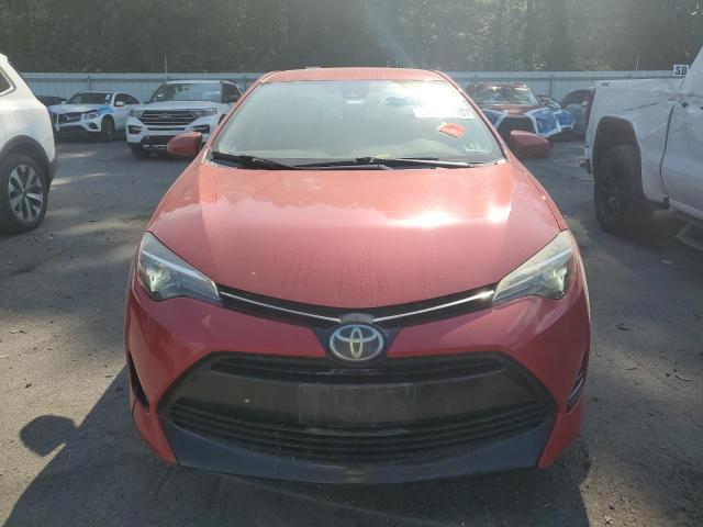  TOYOTA COROLLA 2017 Красный