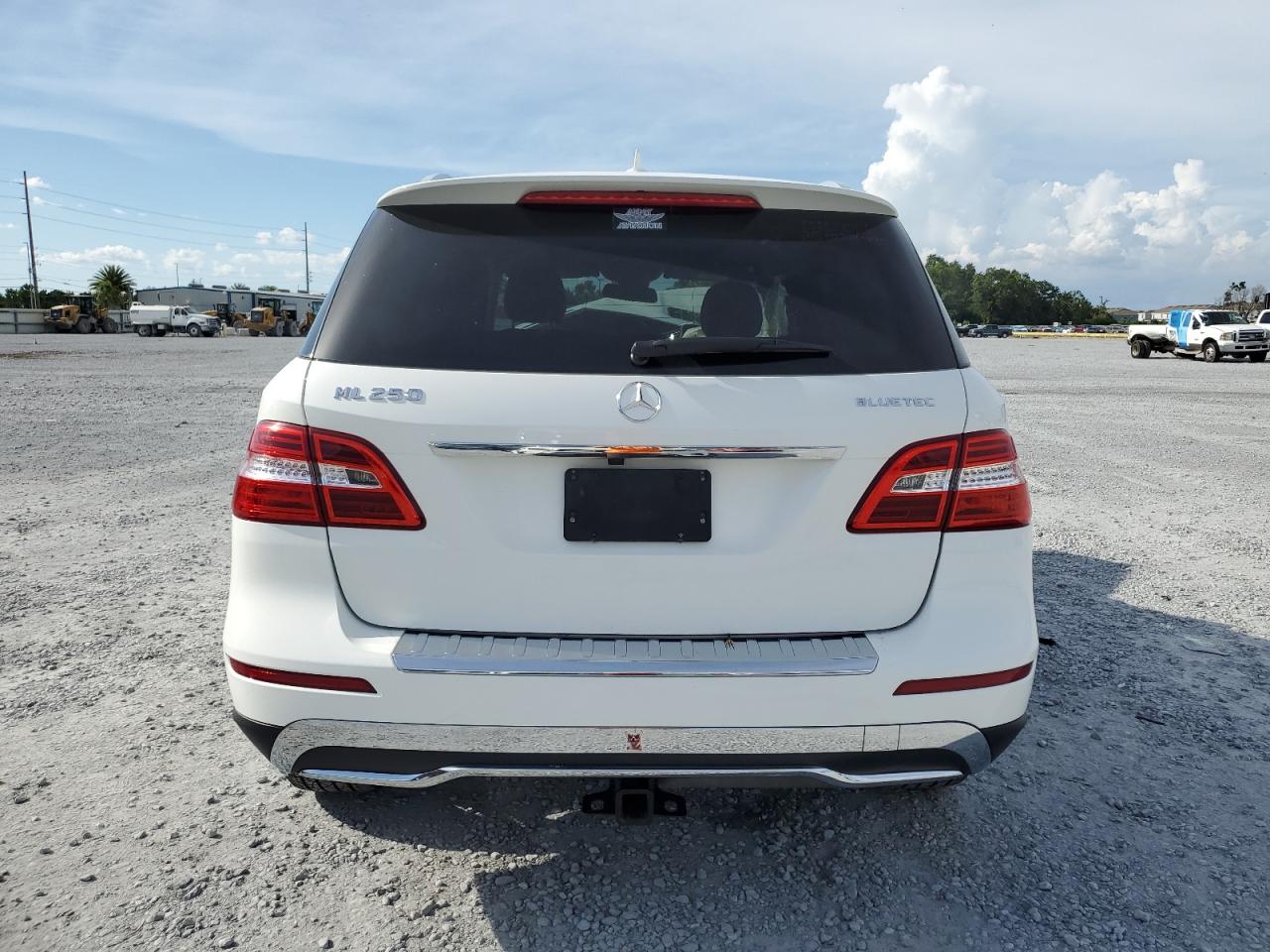 2015 Mercedes-Benz Ml 250 Bluetec VIN: 4JGDA0EB9FA590934 Lot: 63925135