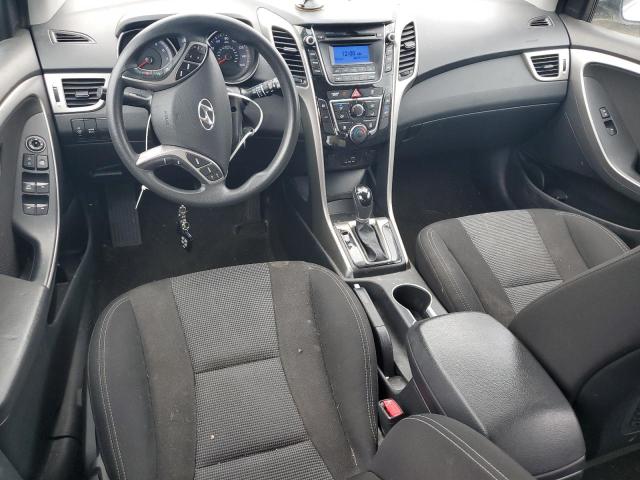  HYUNDAI ELANTRA 2017 Белы