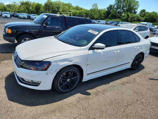  VOLKSWAGEN PASSAT 2015 White