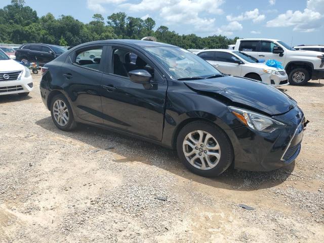  TOYOTA YARIS 2018 Czarny